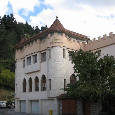 The Castle Hotel Samokov Exterior foto